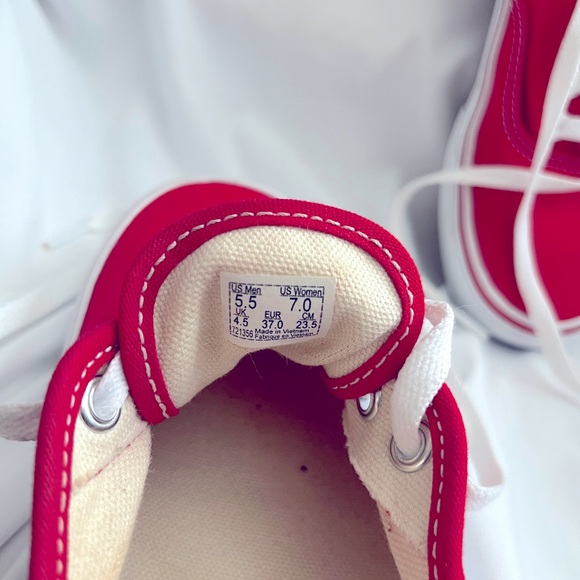Red Vans-Women’s- Size 7 - Picture 7 of 8